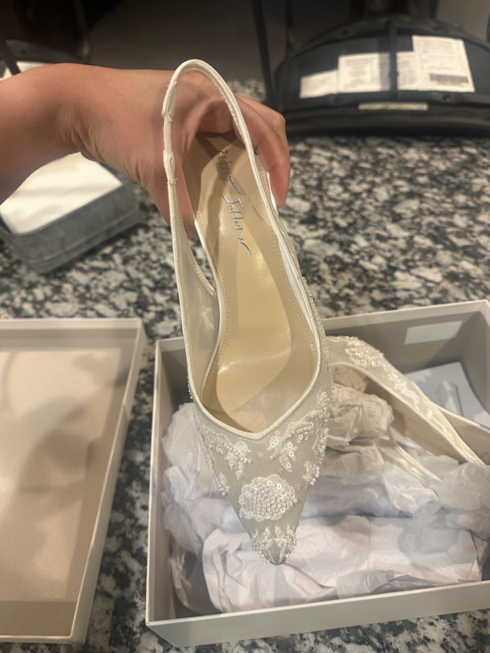 Betsey Johnson White Embroidered Slingback Pumps - Picture 7 of 9